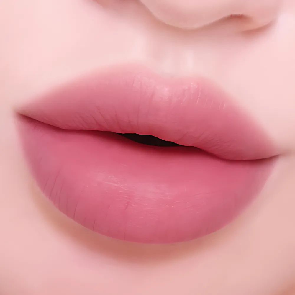 CLIO Hug Blur Tint 3.1g in 01 My Little Berry Shade