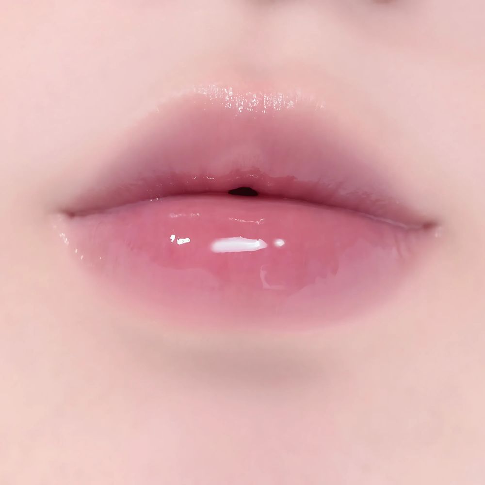 Heart Percent Dote On Mood One Way Glowy Tint 4.2g in 02 Pale Mauve Shade.