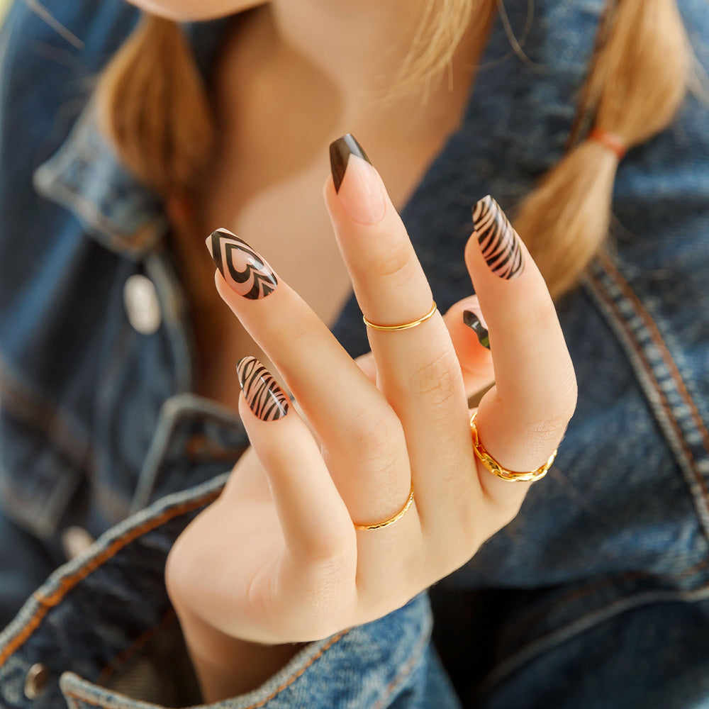 MUZMAK Nail Tips 36pcs #Awesome Zebra(Coffin)