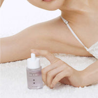 B: Lab Ji-Chi Hydro Boost Layer Suero 30 ml