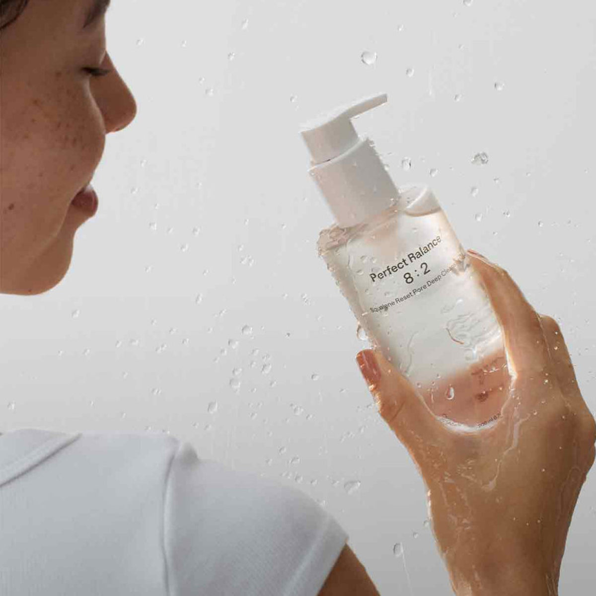 B: Lab Squalene RESET poro de aceite de limpieza profunda 200 ml