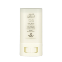 Beauty of Joseon Matte Sun Stick : Mugwort + Camelia 18g - Comes in a stick form for easy application and portability, perfect for on-the-go sun protection.