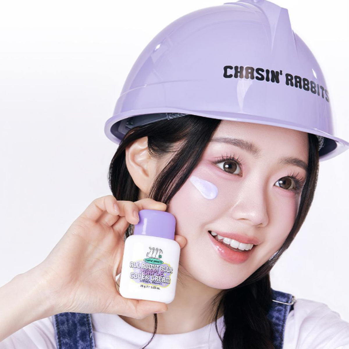 CHASIN’ RABBITS All About Blur Purple Cover Cream 35g Set (+Giant Flower Puff)