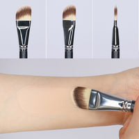 Courcelles Foundation Brush No. 26