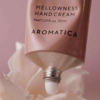 AROMATICA Mellowness Hand Cream Magnolia & Sandalwood 30ml