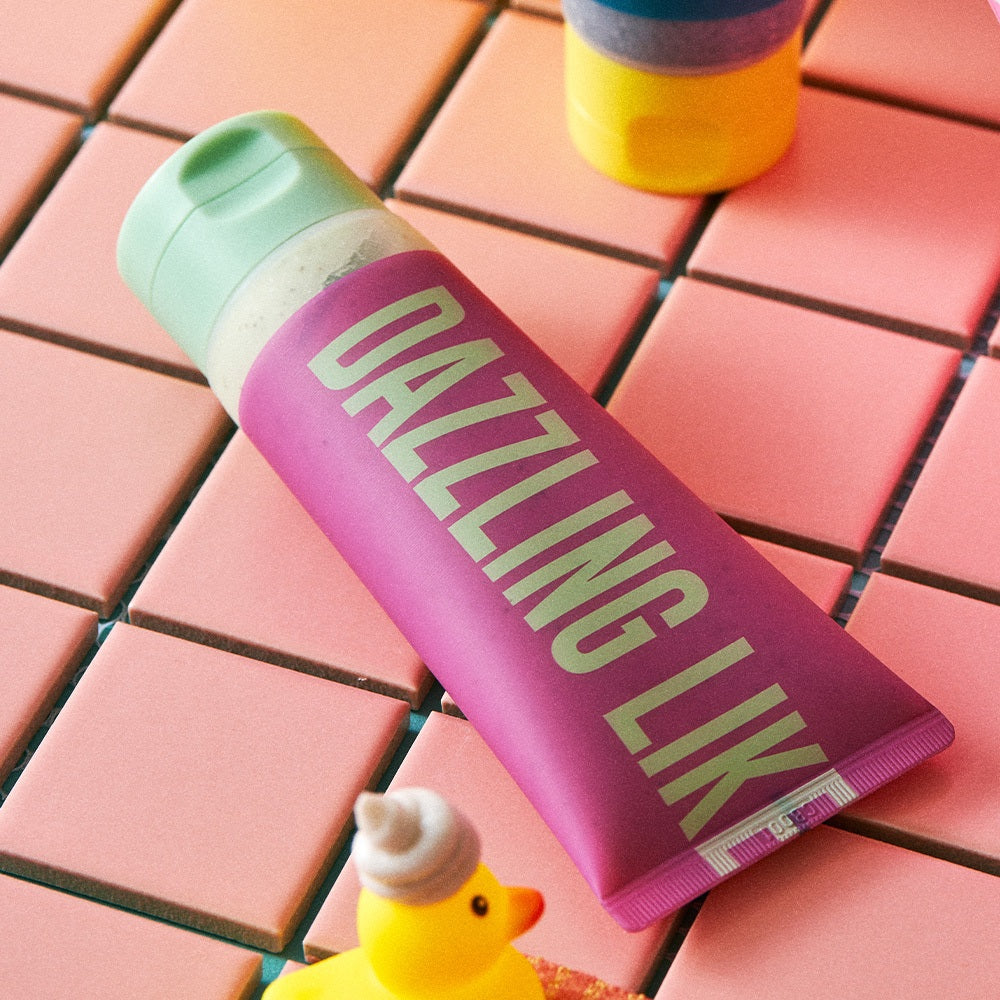 100ml Dear Doer Body Scrub, designed to gently exfoliate and revitalize the skin.