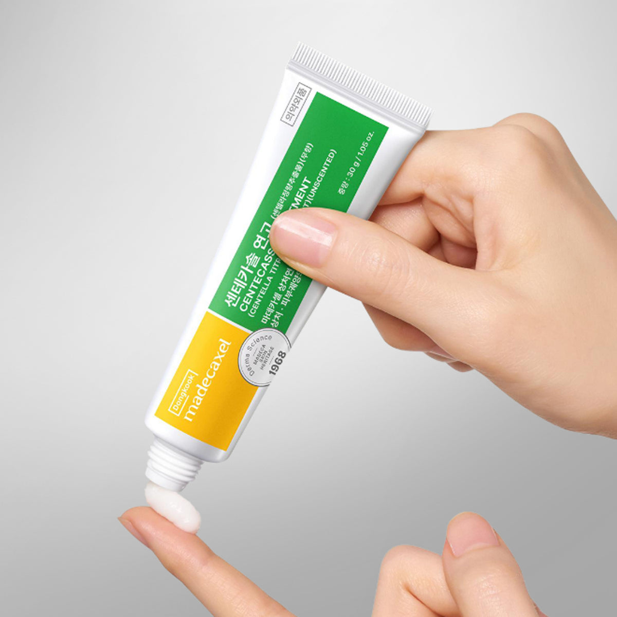 Dongkook Pharm Madecaxel Centecassol Ointment (Unscented) 30g