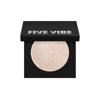 Compact highlighter in pearl shade, 9g.