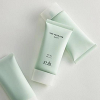 HANYUL Pure Artemisia Watery Calming Sun Cream 50ml, a lightweight sunscreen that calms and hydrates while offering sun protection.