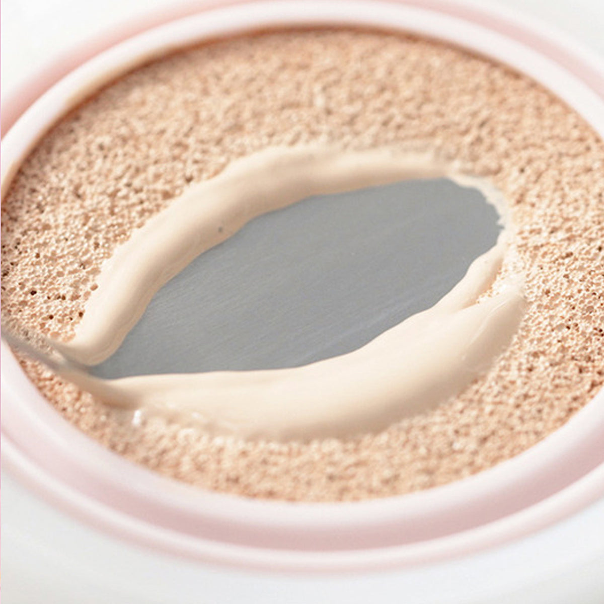 Huxley Essence Cover Cushion Unseen Layer (Original) - 12g (Shade: 02 Coral Sand)