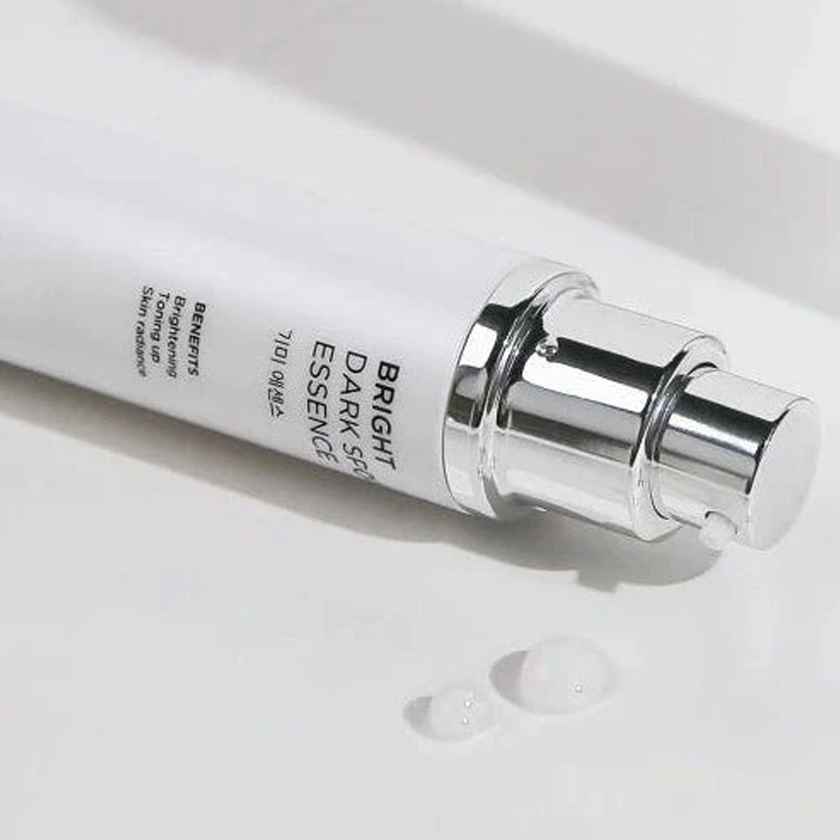 IOPE Esencia de punto oscuro brillante 45ml