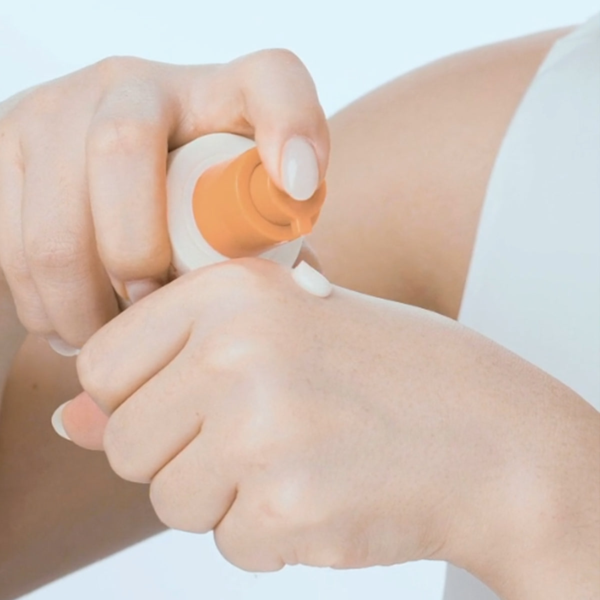 I'm from Apricot Clear Sun Serum SPF50+ PA++++ 50ml