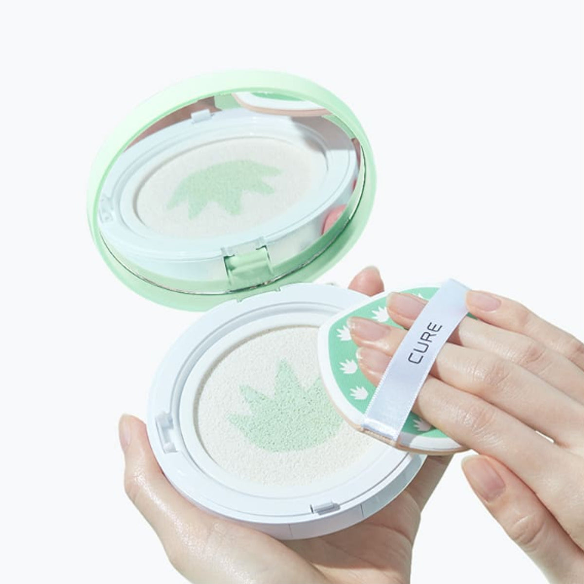 Kim Jeong Moon Aloe Cure Aqua Aqua suave cojín de sol (original 25g + recarga 25g)