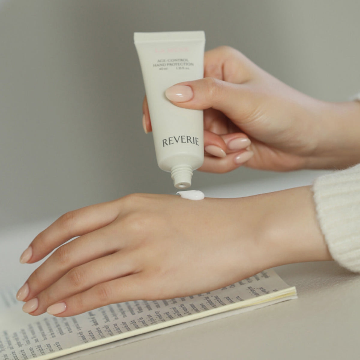 LA MUSE Age Control Hand Protection (Renewal) 40ml 3 Types