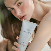 It provides essential moisture, enhances hair elasticity, and reduces breakage, leaving the hair soft, smooth, and revitalized.