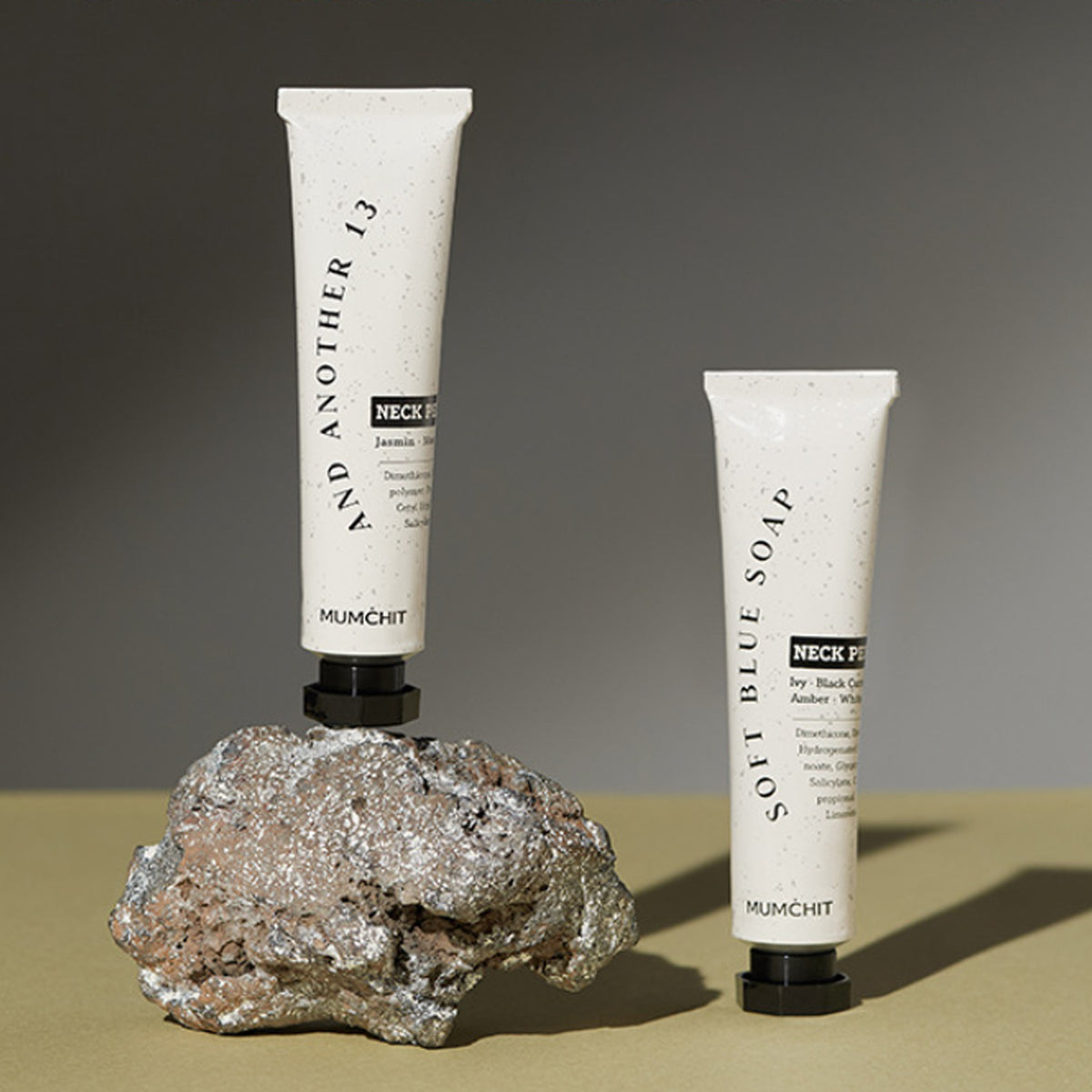 MUMCHIT Neck Perfume Solid Perfume 30ml 2 Types