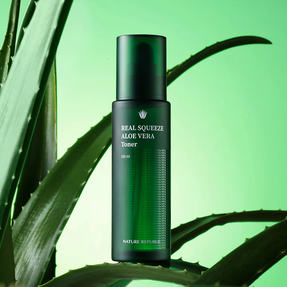 NATURE REPUBLIC Real Squeeze Aloe Vera Toner + Emulsion (150ml + 130ml)