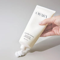 Infused with premium ingredients, this 200ml treatment deeply penetrates each strand to restore moisture, enhance softness, and improve manageability.