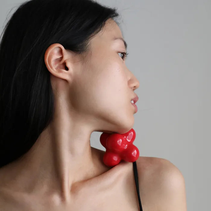 Oikeiosis Museum Rotund Ceramic Gua Sha (Molecular)