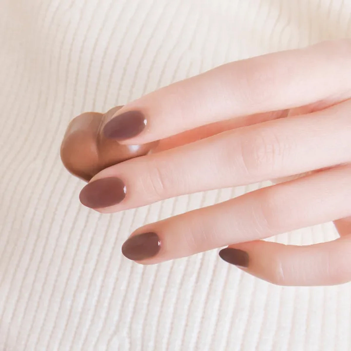 Ollio Cherish Nail Polish: Solid Syrup Series 7 Colors