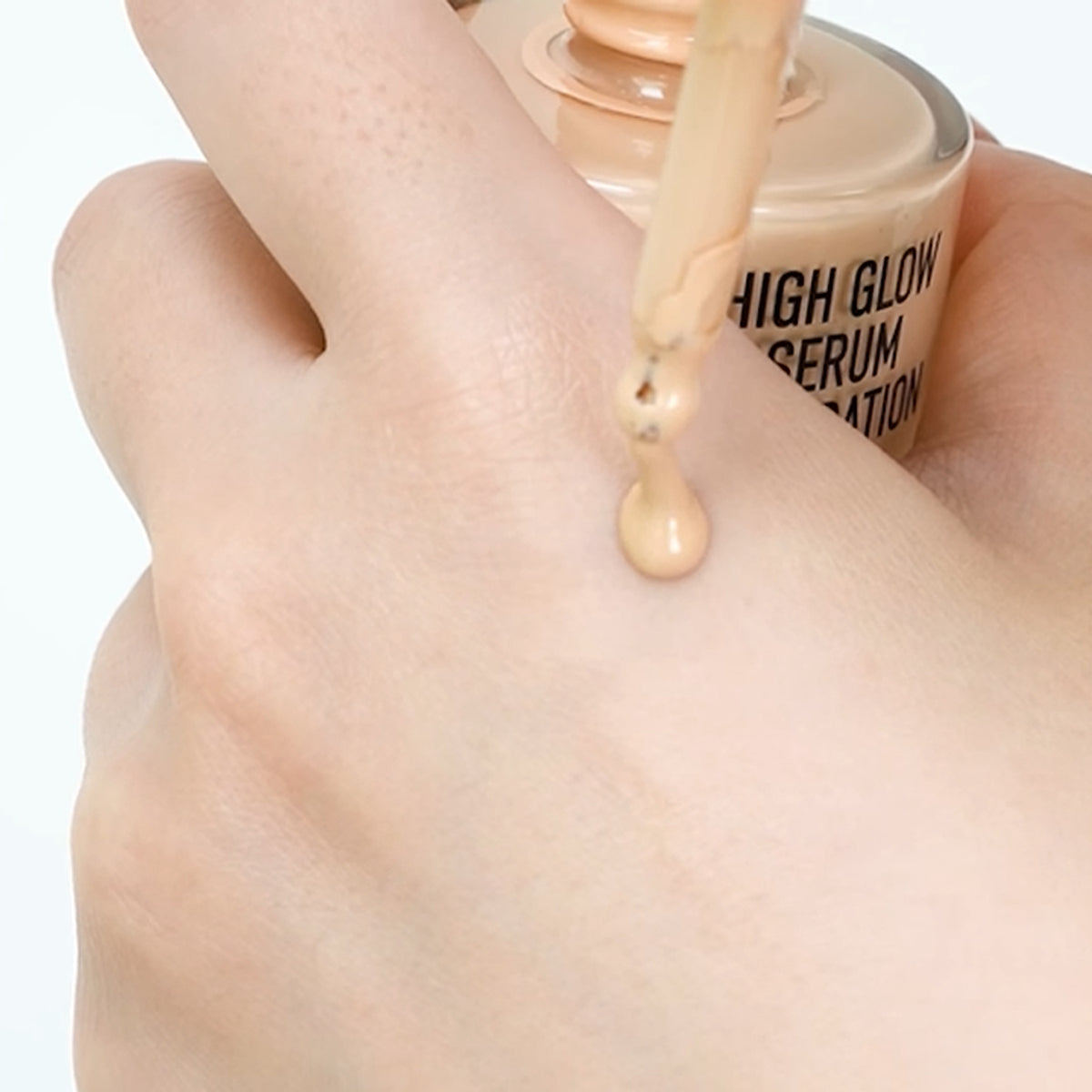 Parnell High Glow Serum Foundation SPF50+ PA++++ 30ml