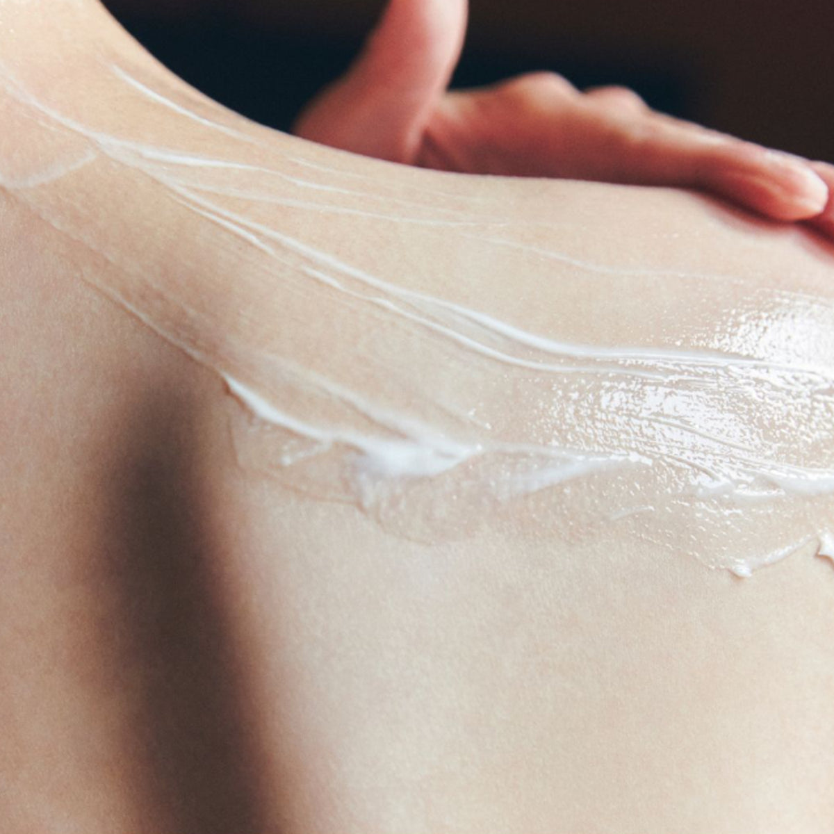 SW19 Midnight Hand & Body Lotion 275ml