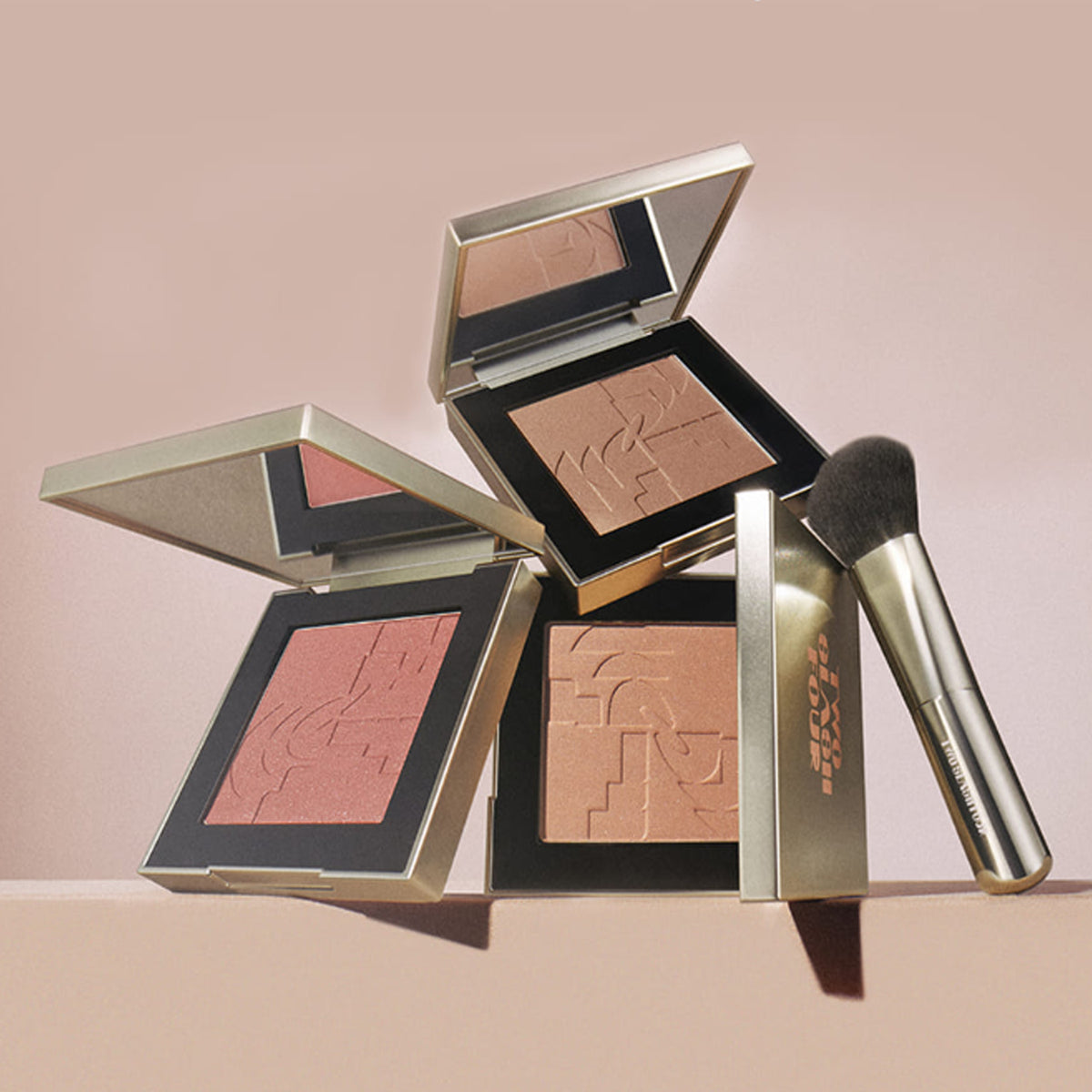 TWO SLASH FOUR All Over Face Blush 5.5g 3 colors