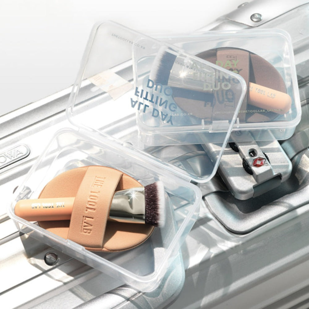Achieve a flawless finish with The Tool Lab Long All Day Fitting Duo (Powdery/Glowy/Cover).