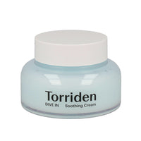 Contains low molecular weight hyaluronic acid to penetrate deeply into the skin, providing intense hydration and plumping.