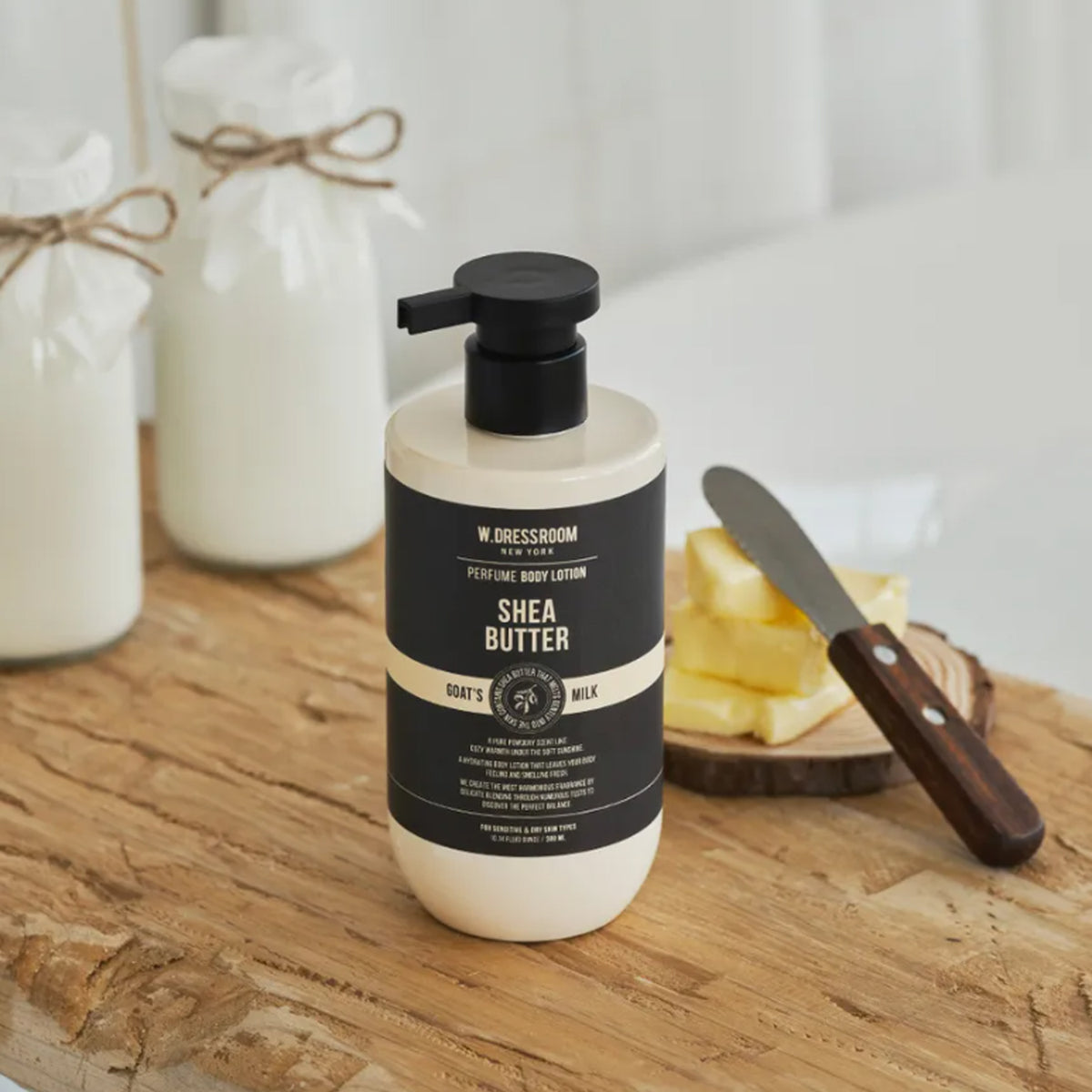 W.DRESSROOM Perfume Body Lotion Shea Butter 300ml