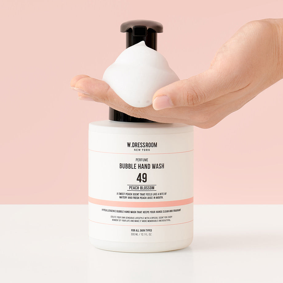 W.DRESSROOM Perfume Bubble Hand Wash No. 49 Peach Blossom 300ml