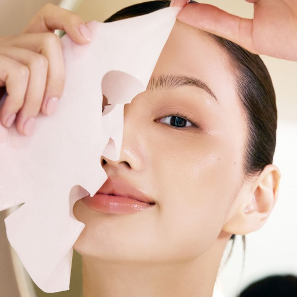 WHIPPED Muhwabutter Vegan Glow Barrier Squeeze Mask 6 sheets