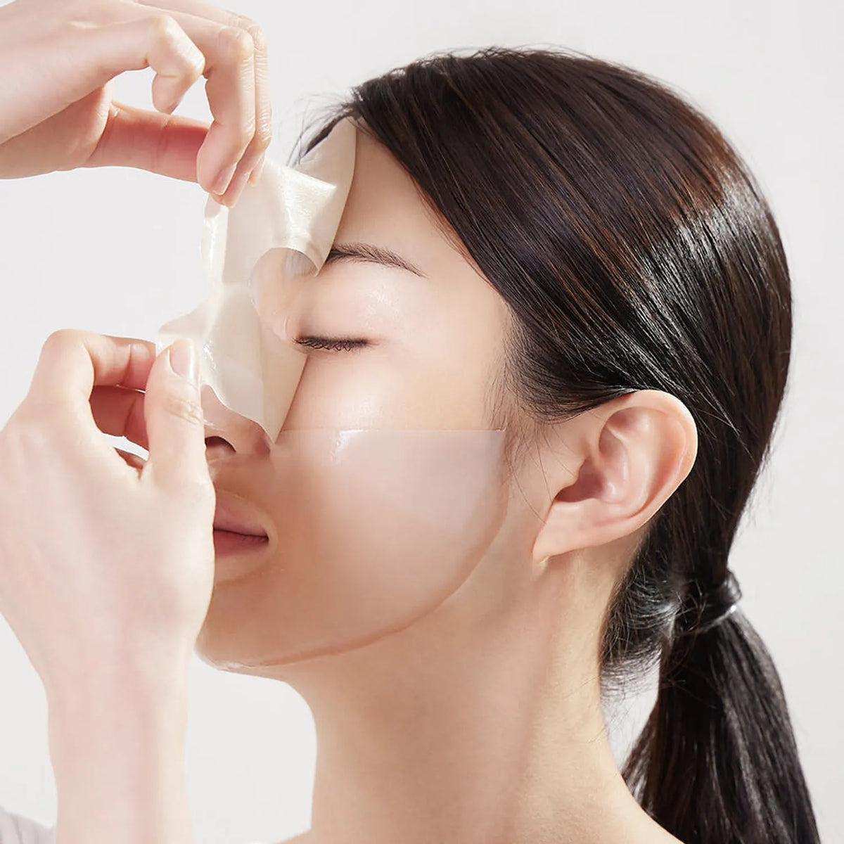 WellDerma Retinol Collagen Lifting Restore Fitting Mask Pack (4 Sheets)