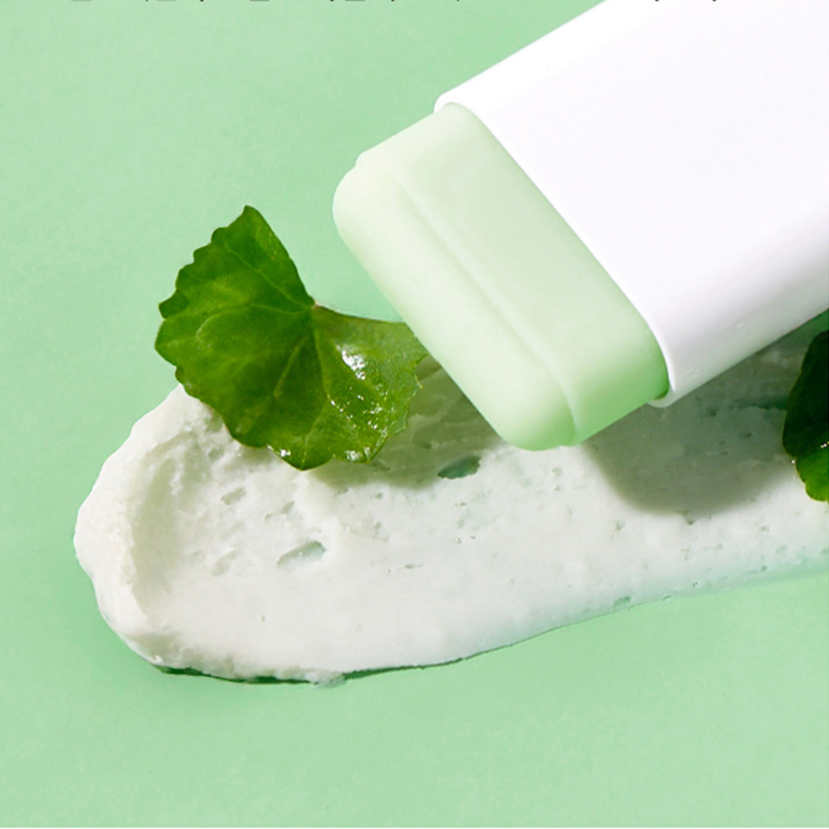 WellDerma TeaTree Soothing Herb Tox Cica Sun Stick SPF50+ PA++++ 19g