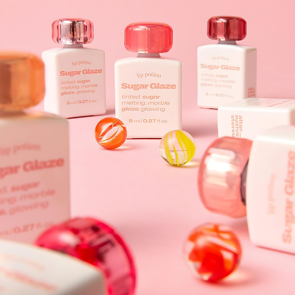 Compact and easy to apply, it’s a versatile addition to any makeup routine for creating a luscious, glossy lip look.