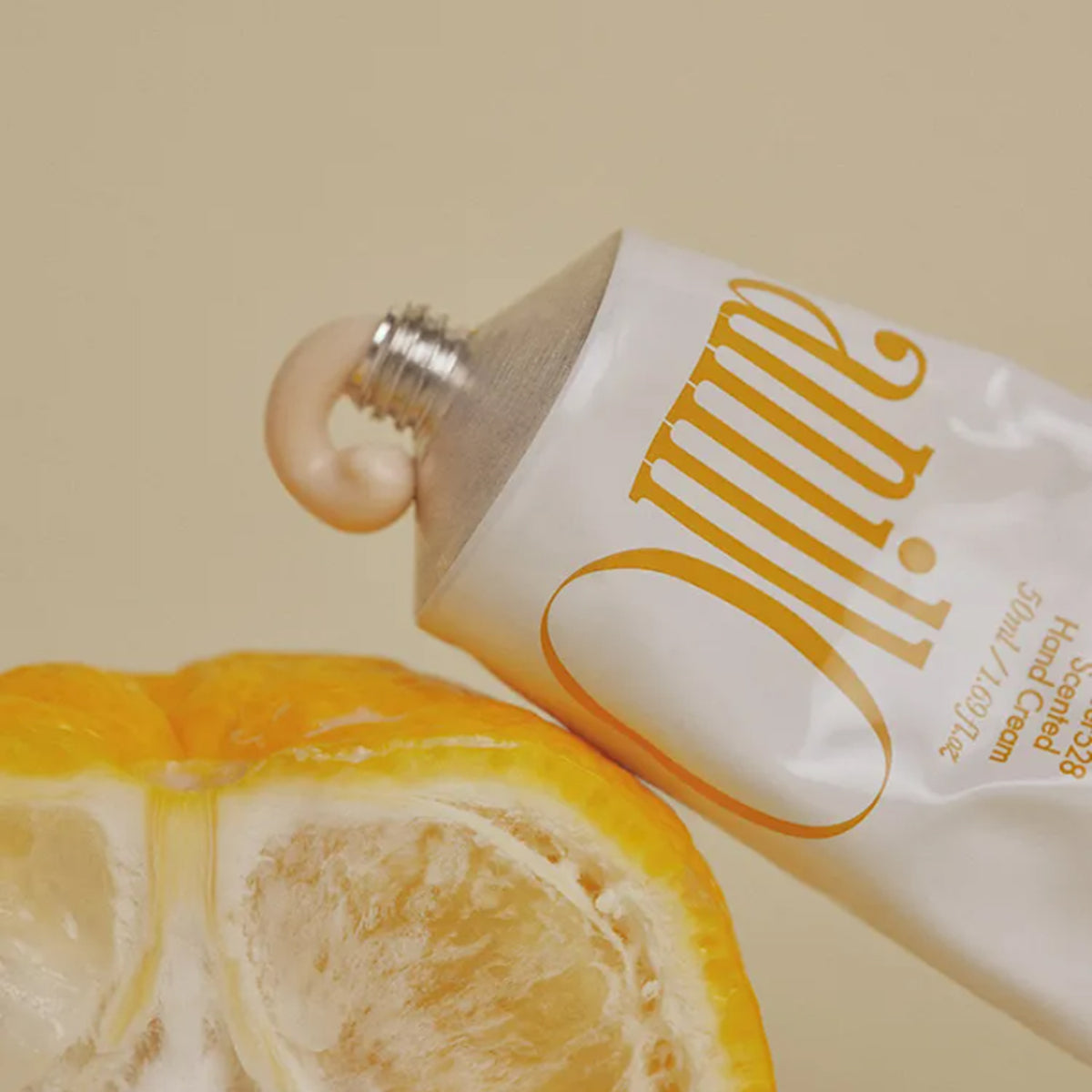 anillO Amber 528 Scented Hand Cream 50ml