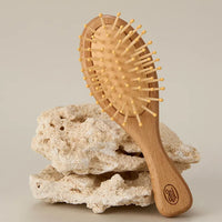 anillO Lime Sunday Refresh Hair & Brush Mini Set