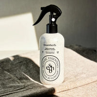 essenherb Dress Perfume Aromatic Woody 300ml