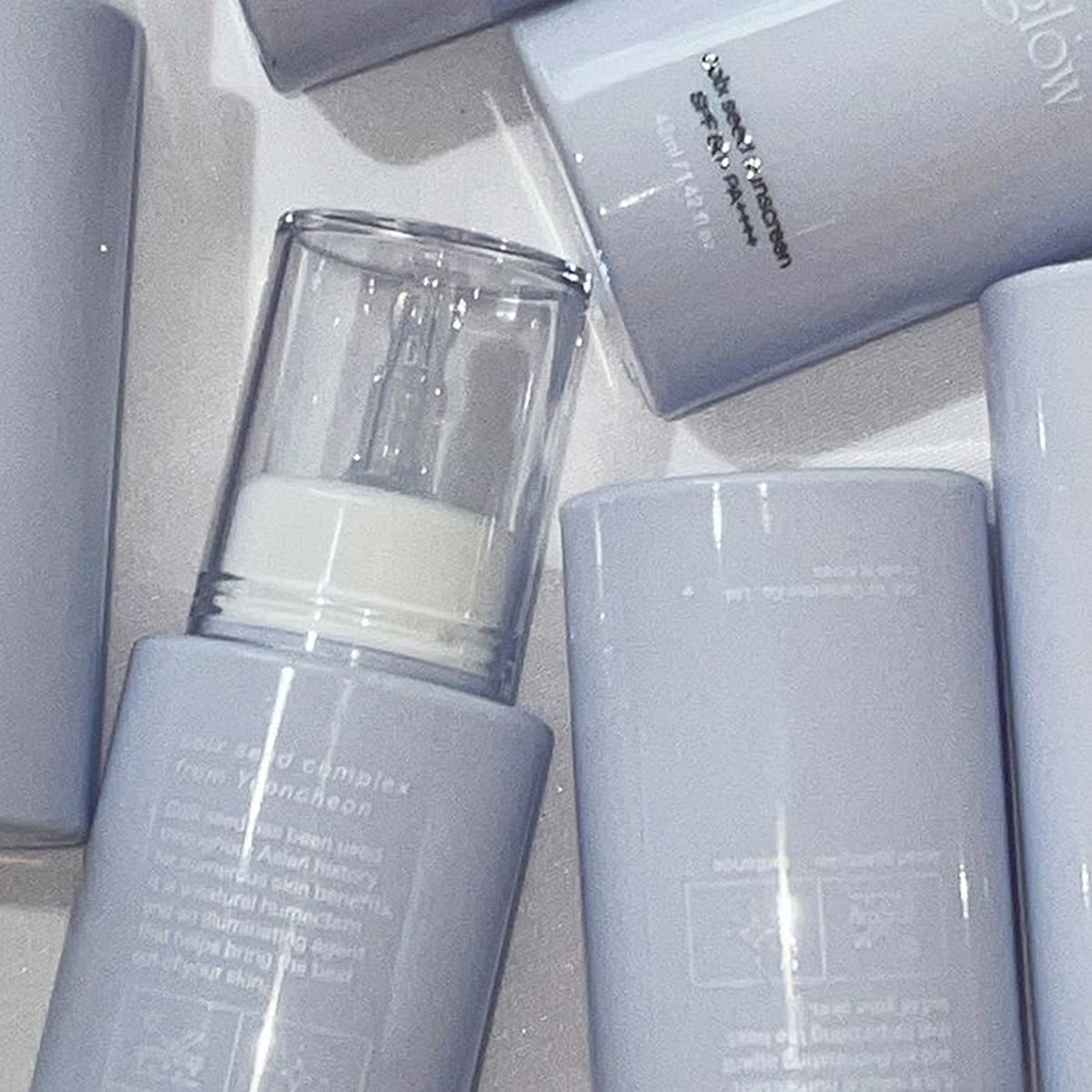 Glow Coix Semilla Sunscreen SPF50+PA ++++ 42ml