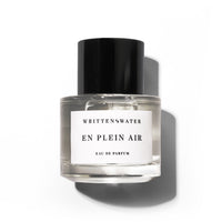 Escrito sobre agua en plein air eau de parfum 10ml / 50ml