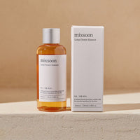 The lotus flower extract provides antioxidant and soothing benefits, helping to calm and refresh the skin.