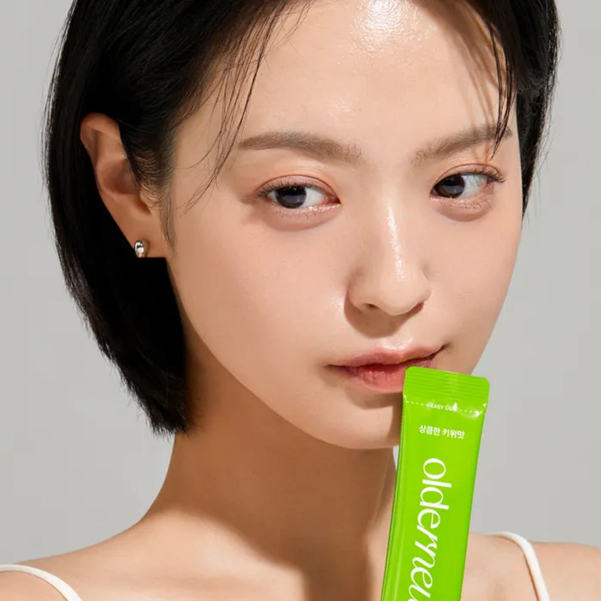 oldernew Mucin Deep Glow (Kiwi Flavor) - 20g x 20 Sticks (2 Boxes)