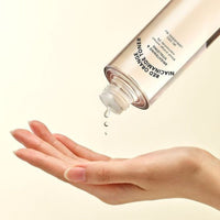 Niacinamide, a form of vitamin B3, also helps to strengthen the skin barrier and improve texture.