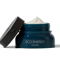 The wax cools and hardens upon application, allowing for easy peeling without the need for strips, making it perfect for both beginner and experienced users.