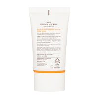 Enriched with brightening agents, it helps to even out skin tone and boost luminosity, leaving your complexion looking fresh and glowing.