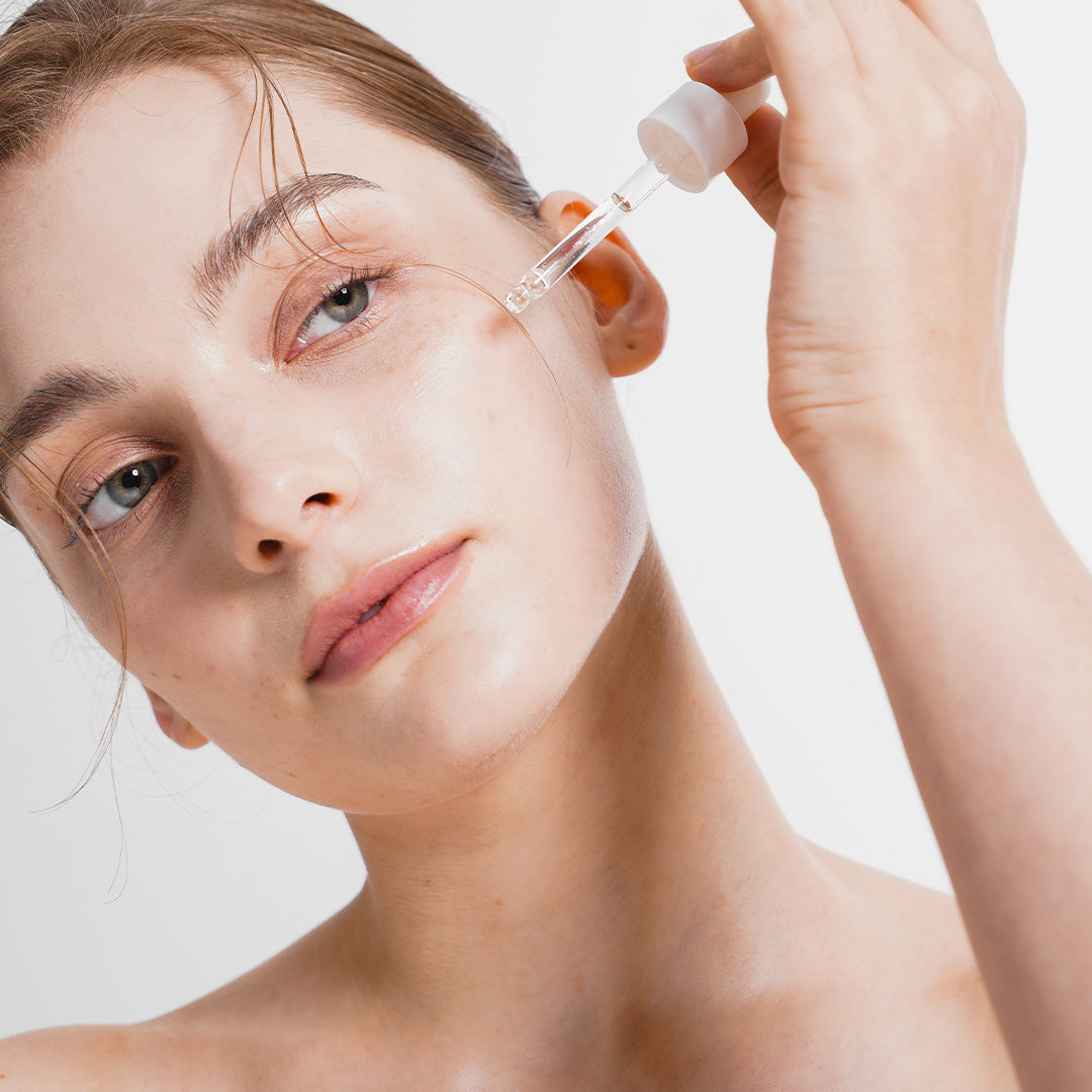 Niacinamide vs Vitamin C—Can You Use Them Together?