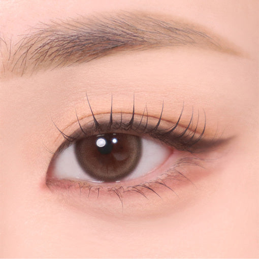 this dual liner offers flexibility and control for any makeup enthusiast.