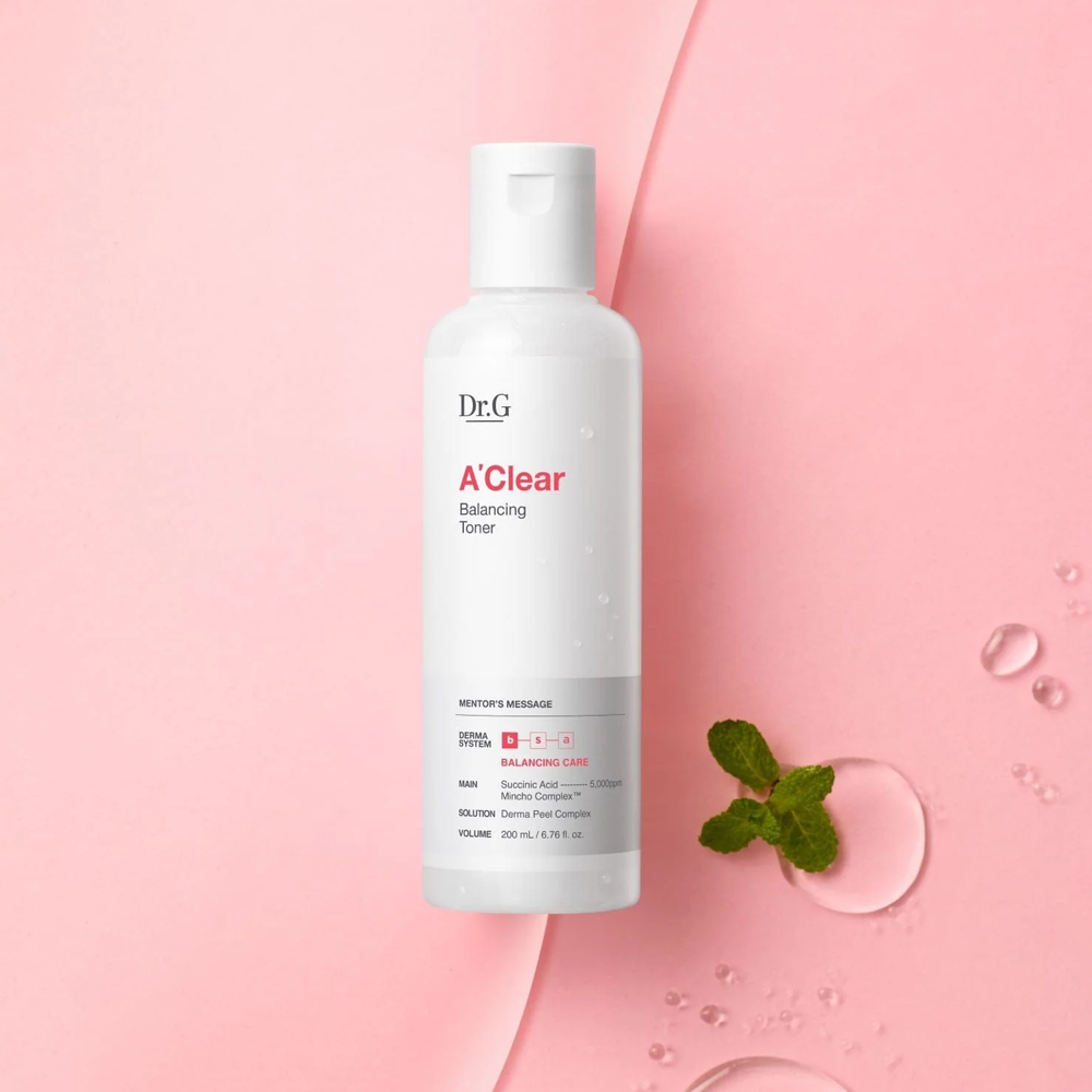 Dr.G A'CLEAR BALANCING TONER - removes impurities such as excess sebum and dead skin, while mint and heartleaf extract replenish