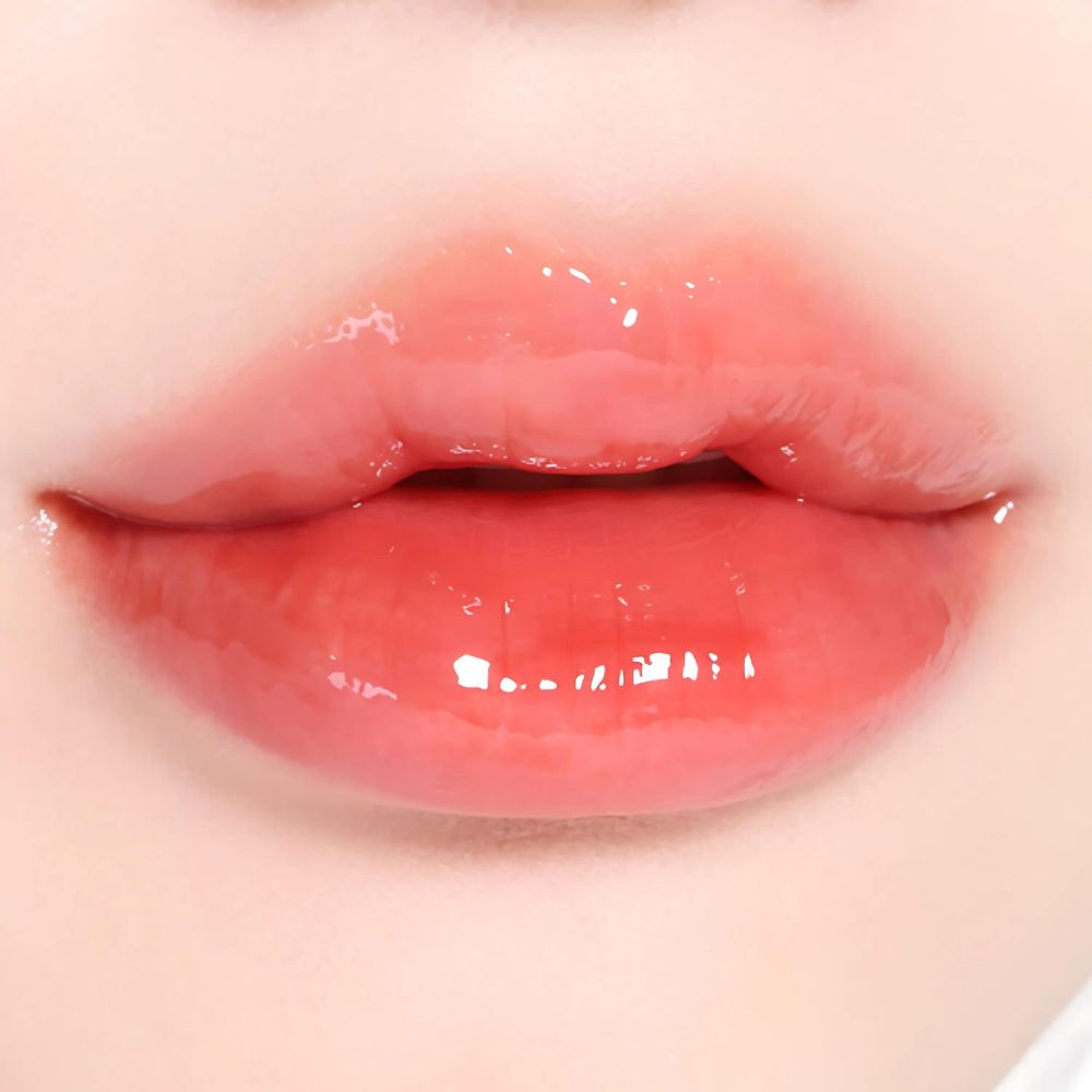 espoir Couture Lip Tint Glaze 5.5g in 10 Pinky Lowkey Shade.