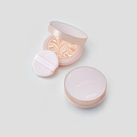 Offers high sun protection with SPF50+ and PA+++, shielding the skin from harmful UV rays.